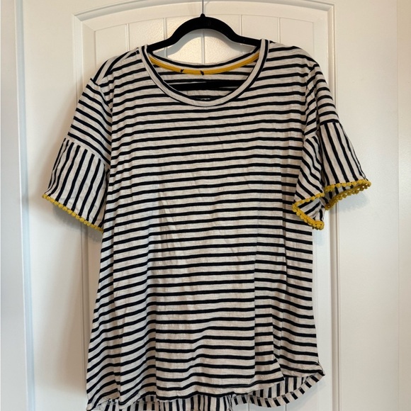 Tops - Navy striped short sleeve women's blouse XL with yellow sleeve detail